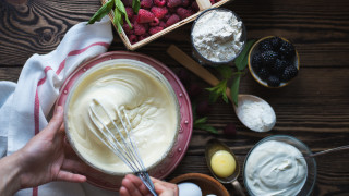 Безспорно едно от най досадните неща при правенето на сладкиши е