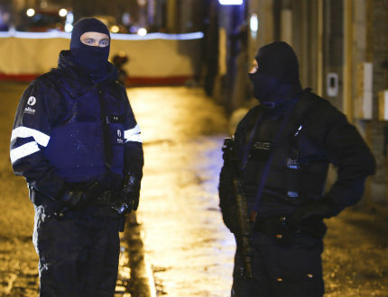 Полицията в Брюксел провежда операция във връзка с атаките