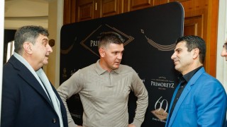 Близо 100 представители на футболни клубове от Югоизточна и Североизточна