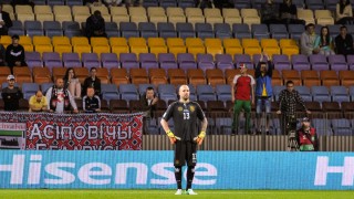 Николай Михайлов говори с колегите от Дарик Радио пред които