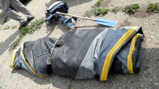 Инспектори преследват бракониер със скутер