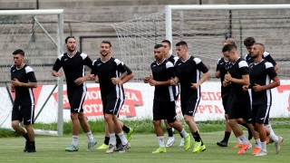 Славия замина на лагер в Банско с група от 18