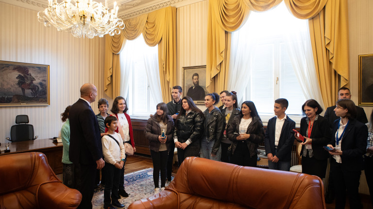 Изображение 739008