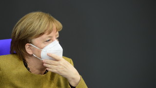 Меркел: Иран трябва да се върне към ядреното споразумение