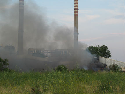 Голям пожар в близост до ТЕЦ-Русе се размина без пострадали