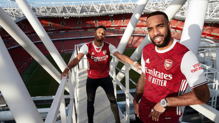 Обамеянг и Лаказет представиха новите екипи на Арсенал