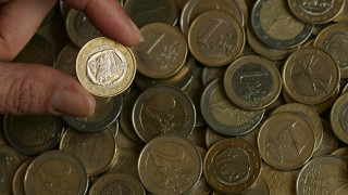 16 годишен задигна 4 бона на монети от имот в Несебър