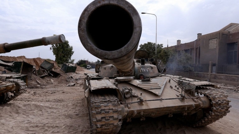 Ислямска държава губи и нефта в Сирия, съобщава Ройтерс. Агенцията