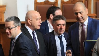 Депутатите отхвърлиха разглеждането на проектите за промени в Правилника на