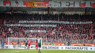 Унион (Берлин) и Волфсбург завършиха 2:2 в мач, който можеше да не завърши