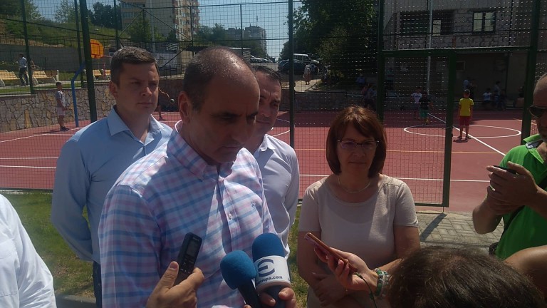 Откъде ще дойдат парите за мечтата на БСП, пита Цветанов