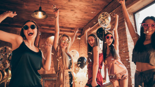 Когато през август 2020 г Airbnb забрани партита в имотите