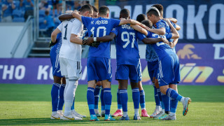 Футболистите на Левски ще играят не само за престиж но