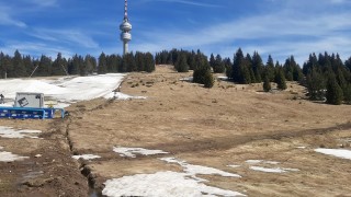 Ски зоната в Пампорово приема любители на зимния спорт за