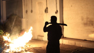 Правителството на Мексико в неделя увеличи усилията си да изправи засегнатия крайбрежен