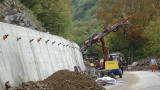 Тежка техника пътува към Берковица да помогне в разчистването след наводнението