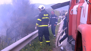 Подпалиха бивш завод за метални конструкции който е на изхода