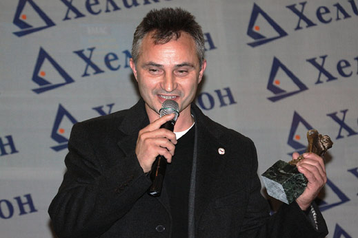Захари Карабашлиев с наградата "Хеликон"