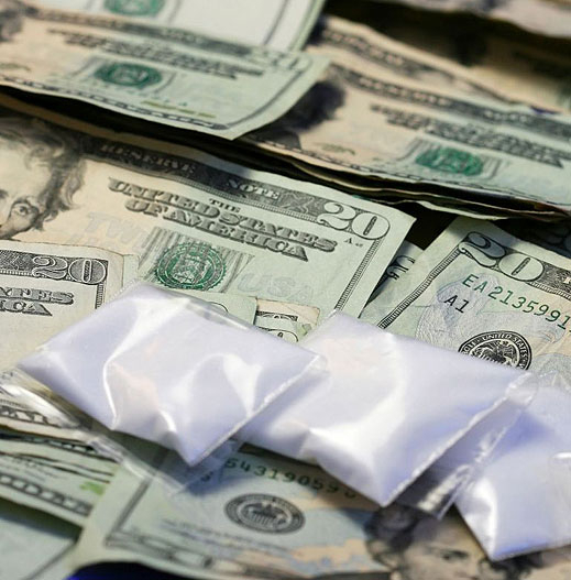 Във Франция арестуваха 17 души за пране на пари от наркотици
