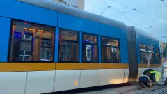 Дерайлирала мотриса спря трамваи в София