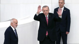 Турският президент Реджеп Тайип Ердоган обяви чисто новия си кабинет