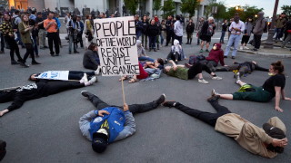 Лидерите на Г 7 се събират в Канада за една от