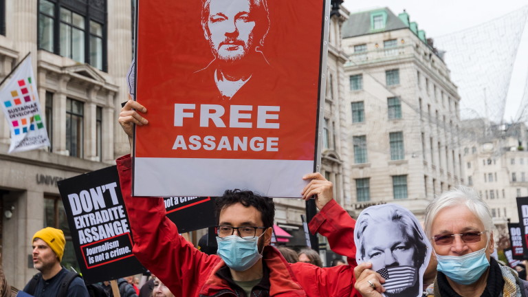 "Амнести" настоя САЩ да свалят обвиненията, а Великобритания да освободи Асандж