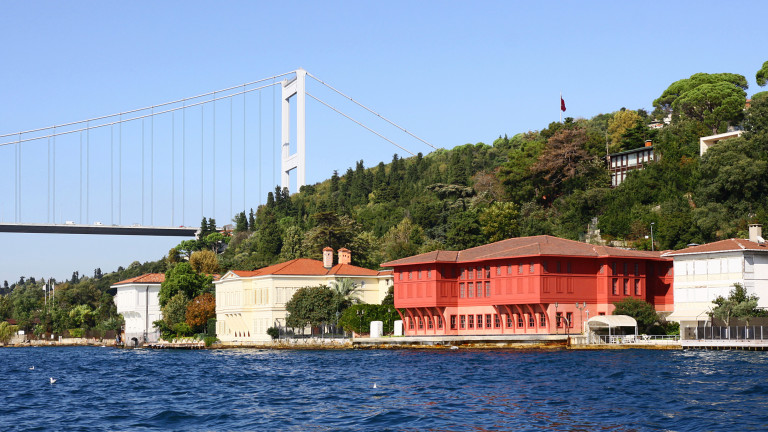 Собственикът на "турския Revolut" купи емблематично имение на Босфора