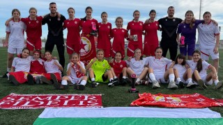 Момичетата на ЦСКА водени от треньора Християн Янев триумфираха с