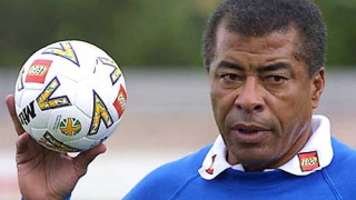 Жаирзиньо: Роналдо яде твърде много