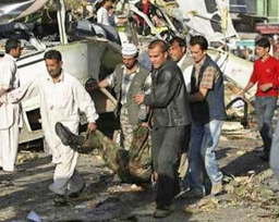 Взрив на летището в Кабул