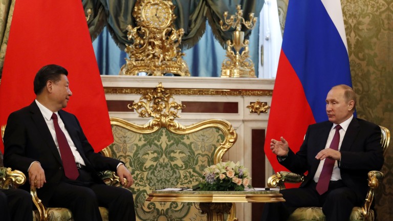 Дзинпин увери Путин, че Китай е решен да остане до Русия