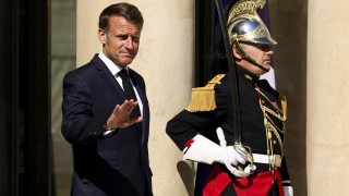 Френският президент Еманюел Макрон е на държавно посещение във Великобритания