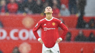 Загубата от Уулвърхемптън с 0 1 засегна Манчестър Юнайтед в понеделник