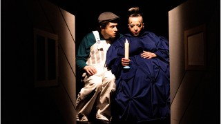 Евреин пише книга с главен герой мюсюлманско момче отгледано