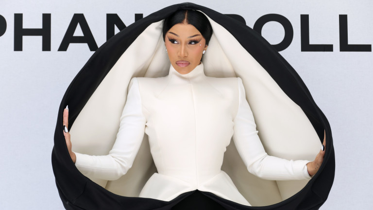 Kой всъщност е бащата на четвъртото дете на Cardi B