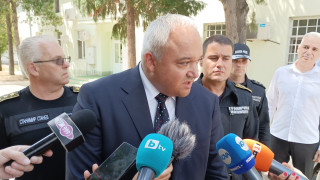 Служебният вътрешен министър Иван Демерджиев алармира за повишен миграционен натиск