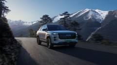 Тест драйв: Jaecoo 7 SHS е plug-in хибрид, който има с какво да впечатли