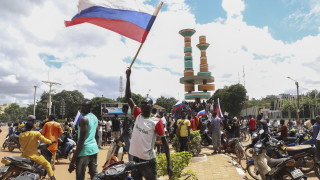 Буркина Фасо реши да прекрати военно споразумение с Париж което