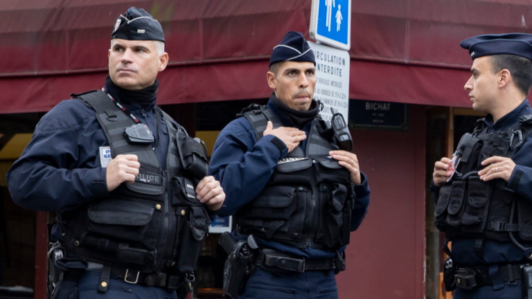 Френски антитерористи арестуваха 10 души по подозрение за заговор срещу