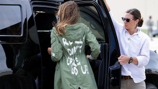 Нов модел на скандалното яке на Мелания Тръмп