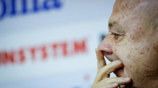 Президентът на Славия Венцеслав Стефанов говори пред медиите по повод