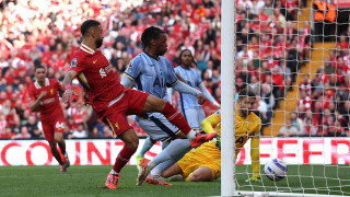 Ливърпул е новият шампион на Англия след тотален разгром над