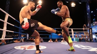 Франческо Джая победи с технически нокаут Абдарман Кулибали Франция на международната професионална