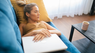 Когато през деня се почувстваме уморени и изгубили концентрация чаша