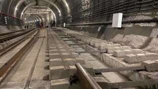 Тежка техника ще влезне в авариралото метро между Театрална и