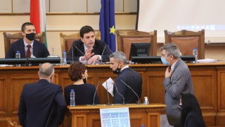 Това правителство и това мнозинство нямат ясни позиции по някои