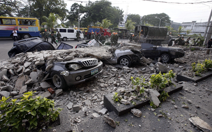 144 вече са загиналите при мощното земетресение във Филипините