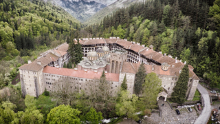 Православната ни църква у нас отдава днес почит на успението