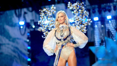 Карли Клос стана майка